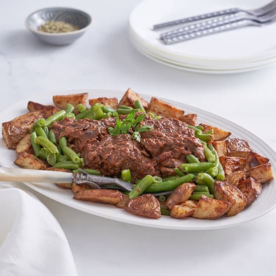 Braised-beef-with-baked-potato